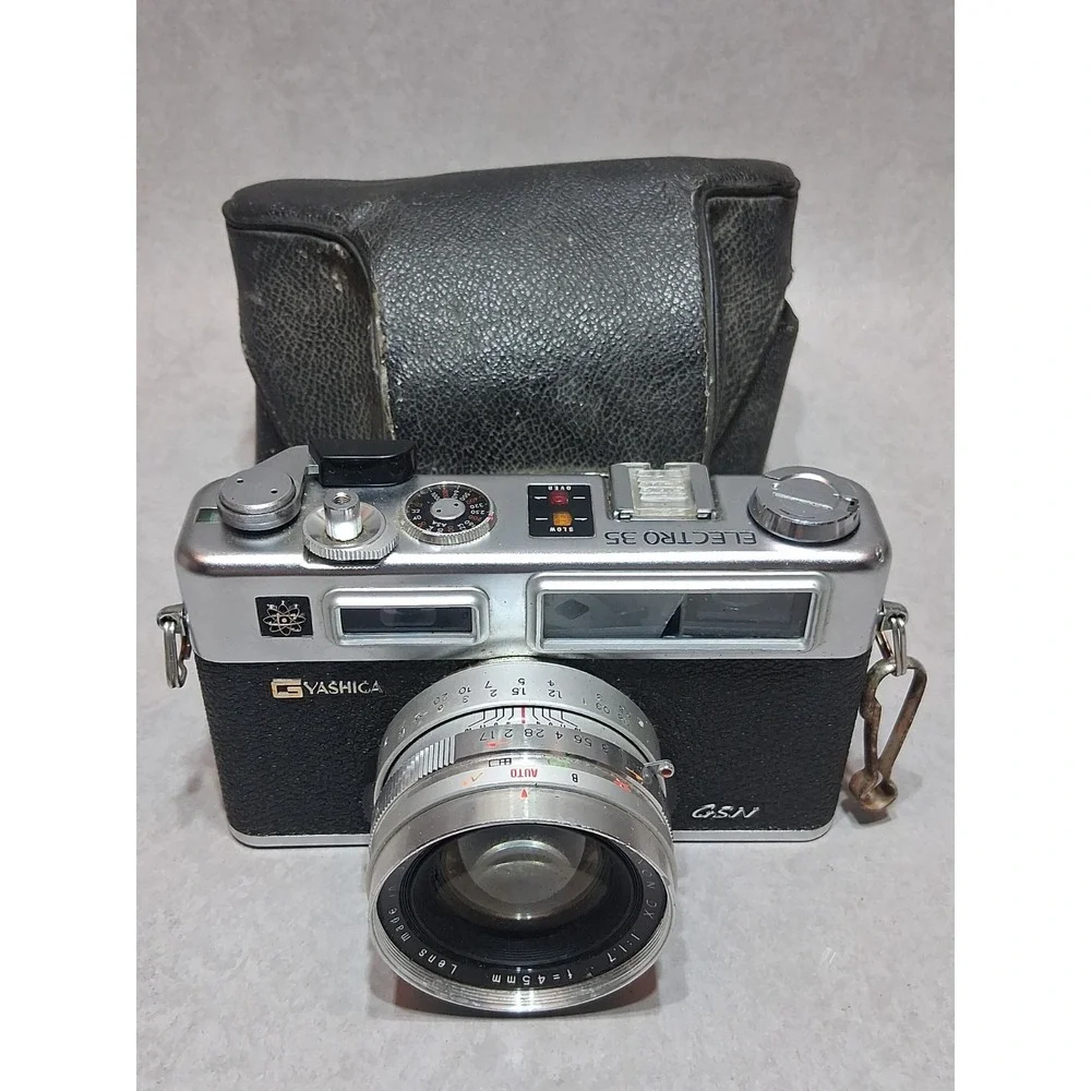 Yashica Electro 35 GSN 35mm Rangefinder Film Camera FOR PARTS OR REPAIR